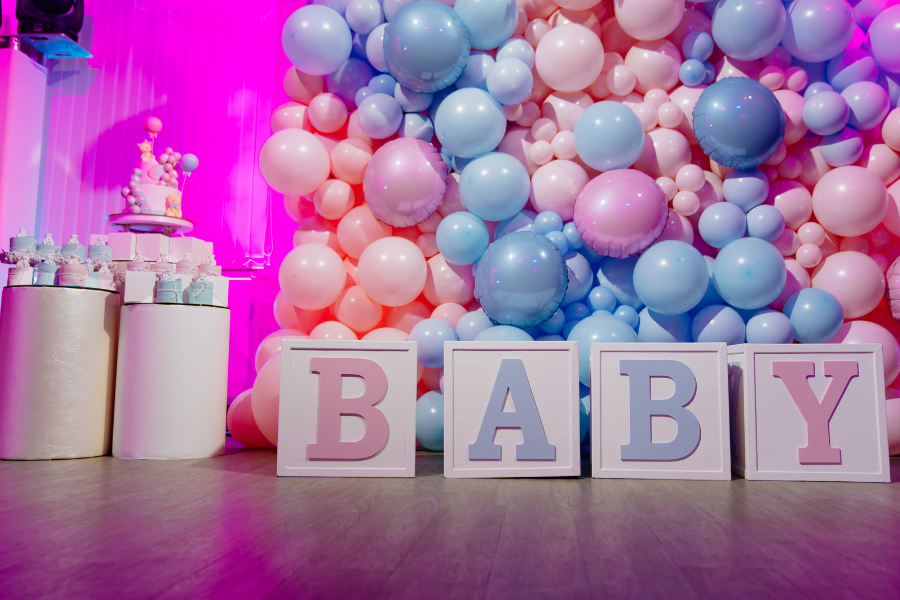 Baby shower backdrop with balloons